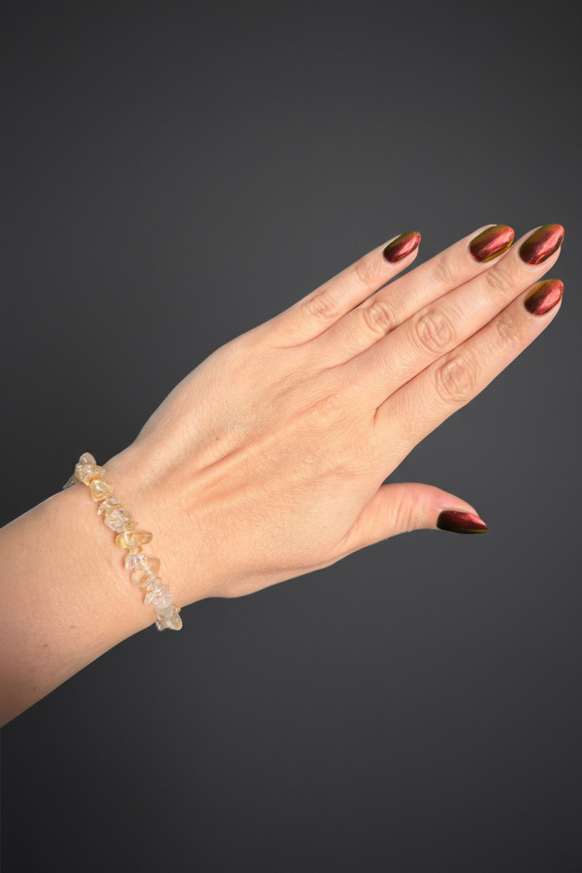 Citrin Splitterarmband am Handgelenk
